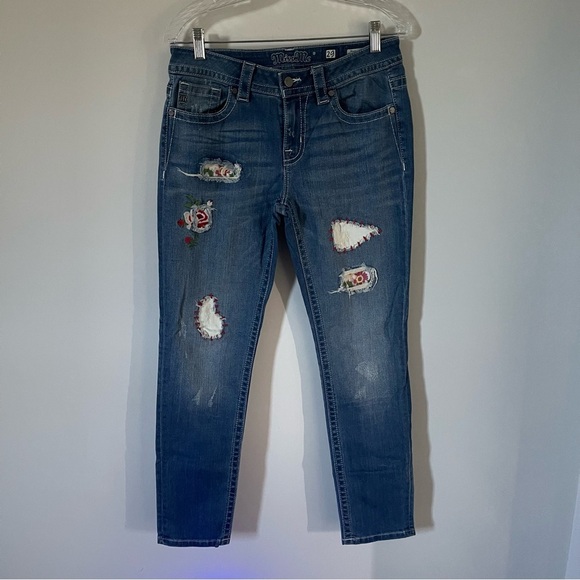 Miss Me Stylish Blue Distressed Women's Jeans Size 29 - Picture 5 of 5